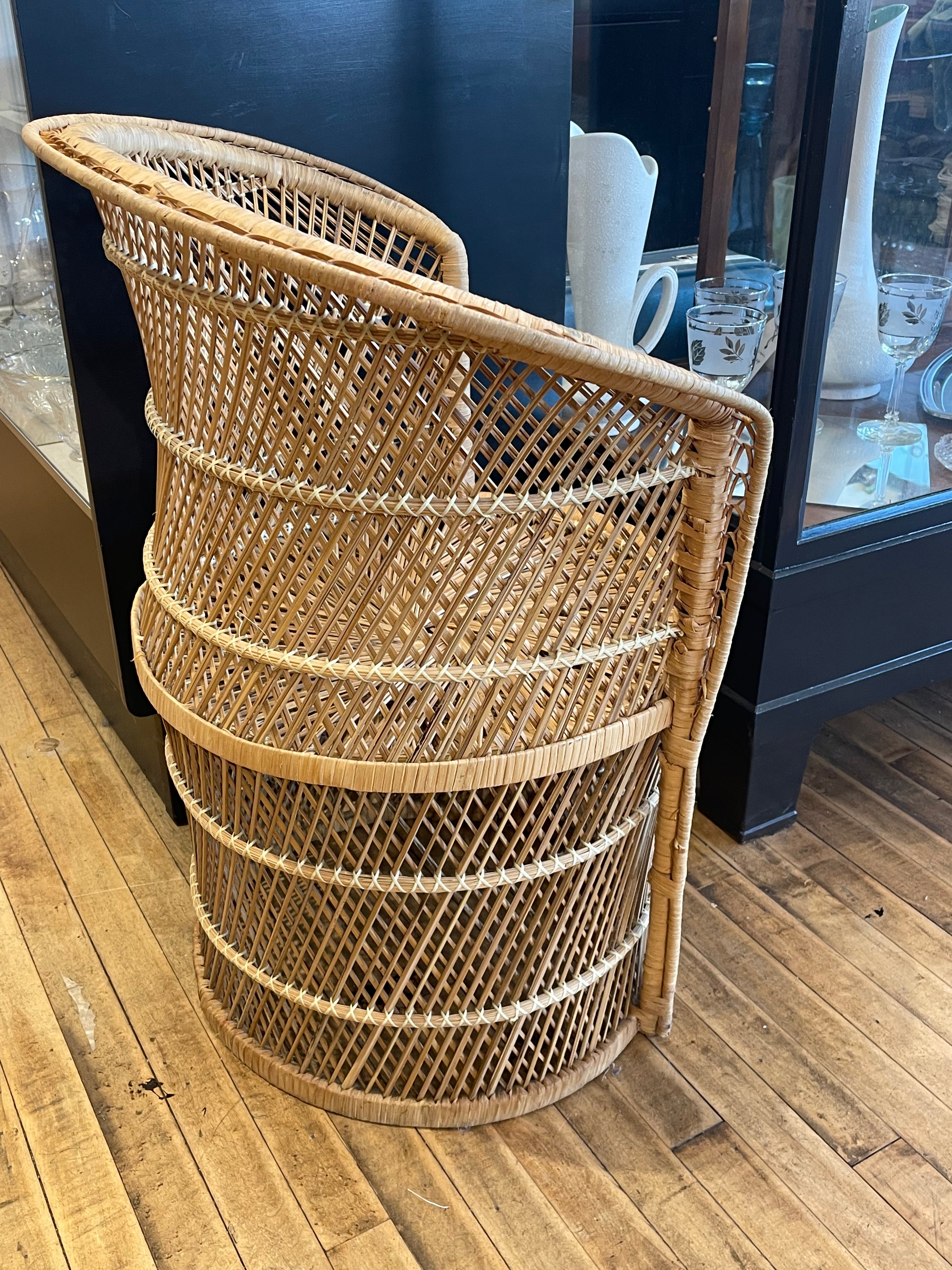 Vintage rattan barrel discount chair