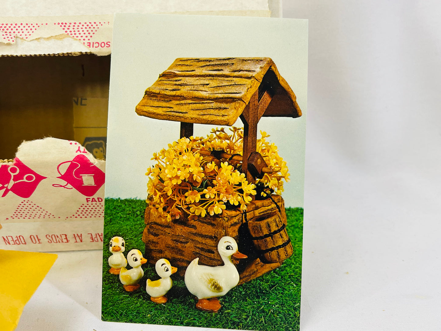 Vintage Fad of the Month Craft Project - Wishing Well