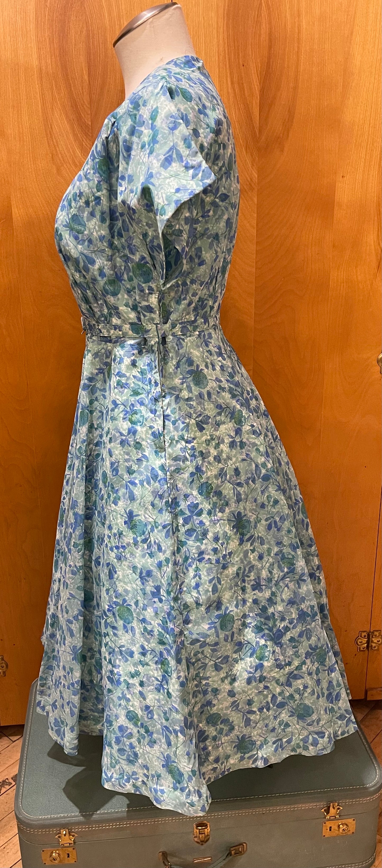 Leslie Grey 50s Blue Floral Party Dress