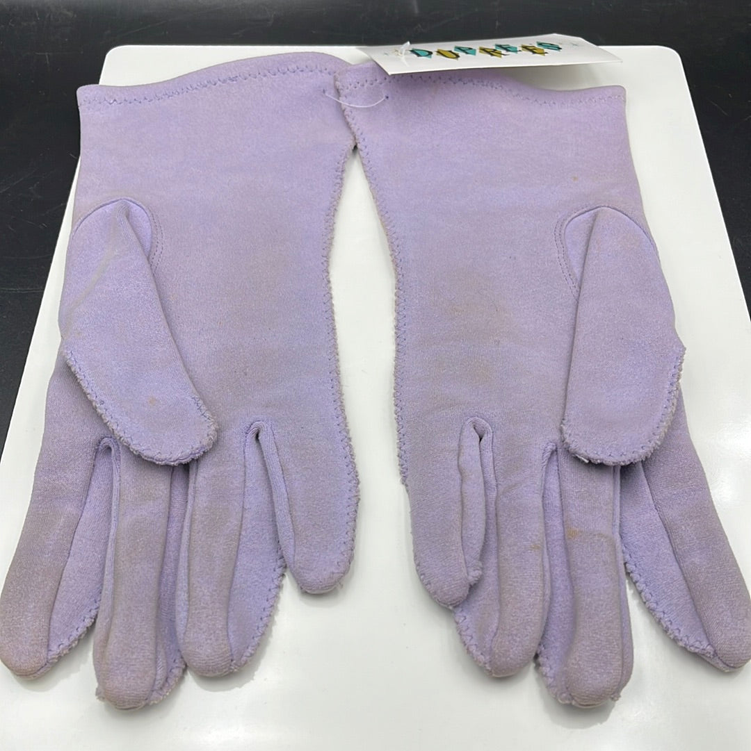 Lilac gloves