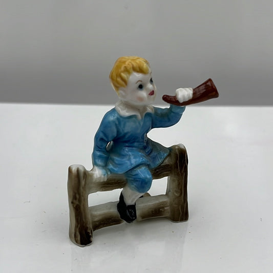 Little boy Blue figure