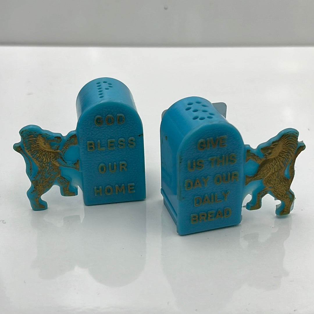 Blue salt and pepper shakers