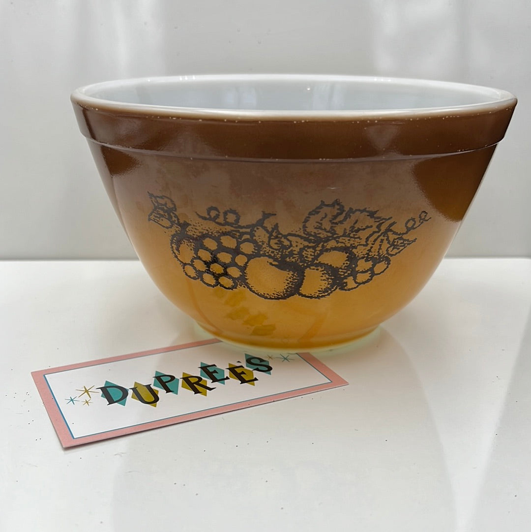 Pyrex Old Orchard Bowl