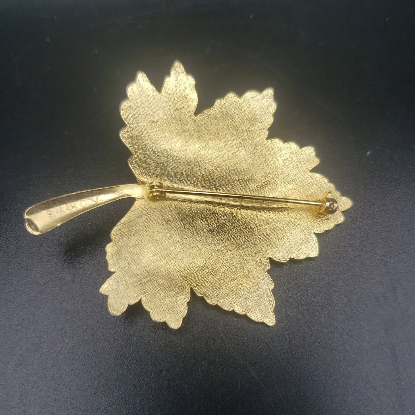 Sarah Coventry Whispering Leaf broach