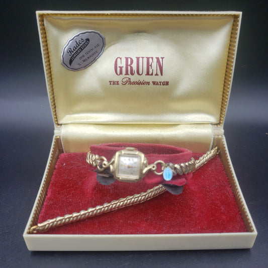 Gruen women's watch w/extra band