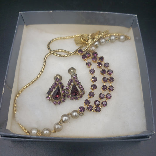 Costume necklace and earring set