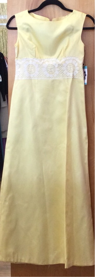 70s Light Yellow Satin & Lace Maxi Dress