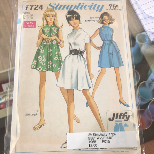 Simplicity 7724