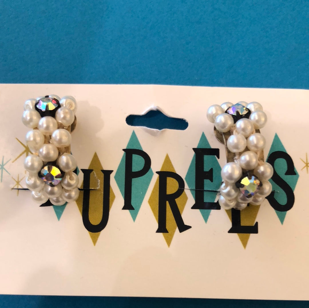 Pearl and rhinestone Clip on earrings
