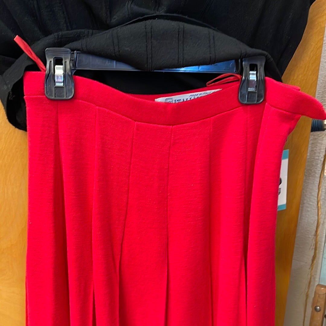 Black & Red Knit Skirt Suit