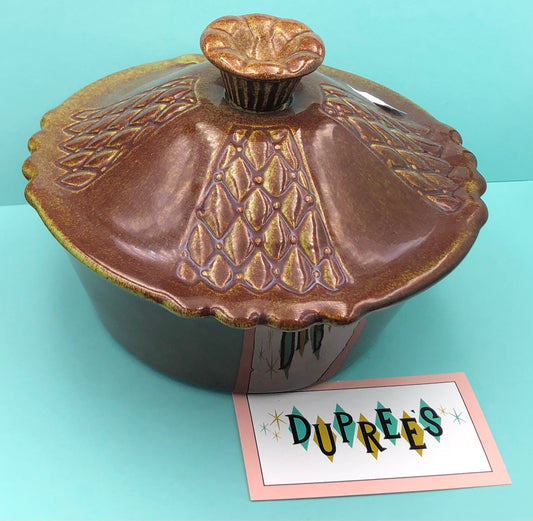 Ceramic round covered dish