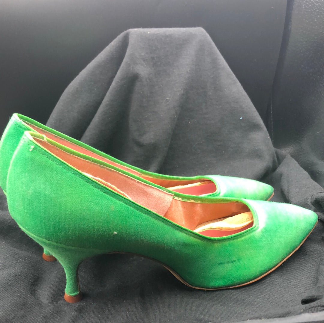 Bright Green Town and Country heel