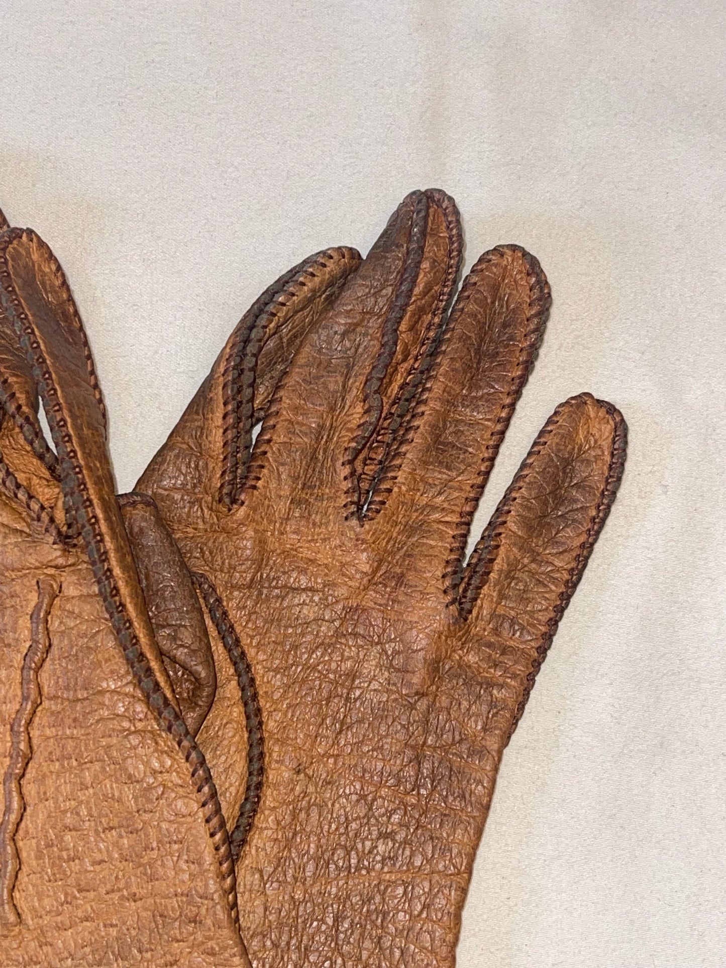 Light Brown Leather Driving Gloves