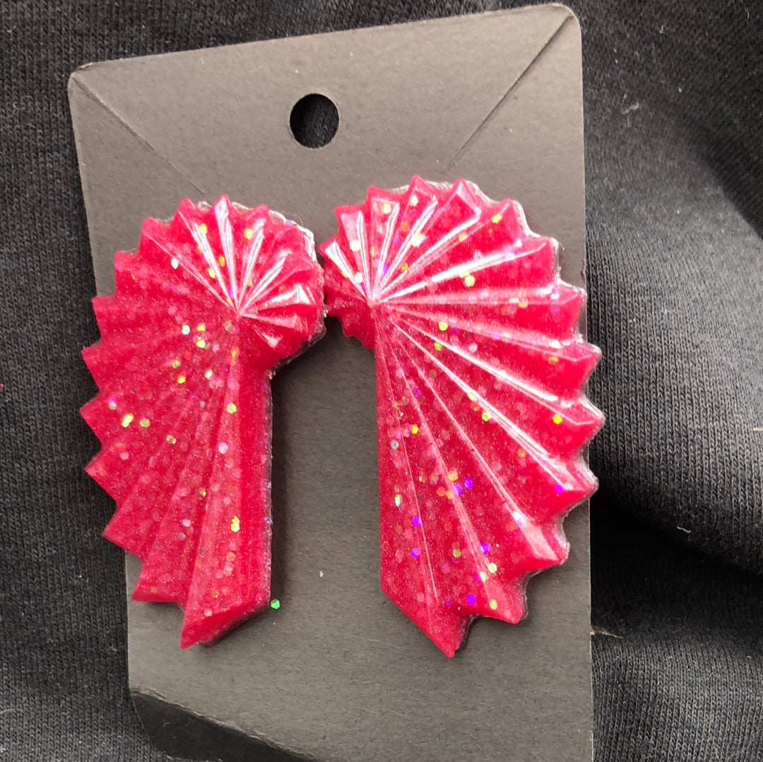 Red  berry Sparkle fan shape Pierced Earrings