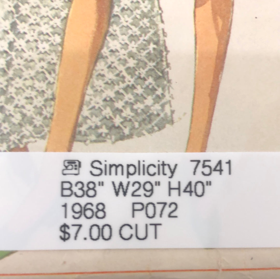 Simplicity 7541