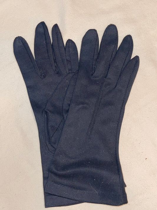 Black Wrist Length Gloves