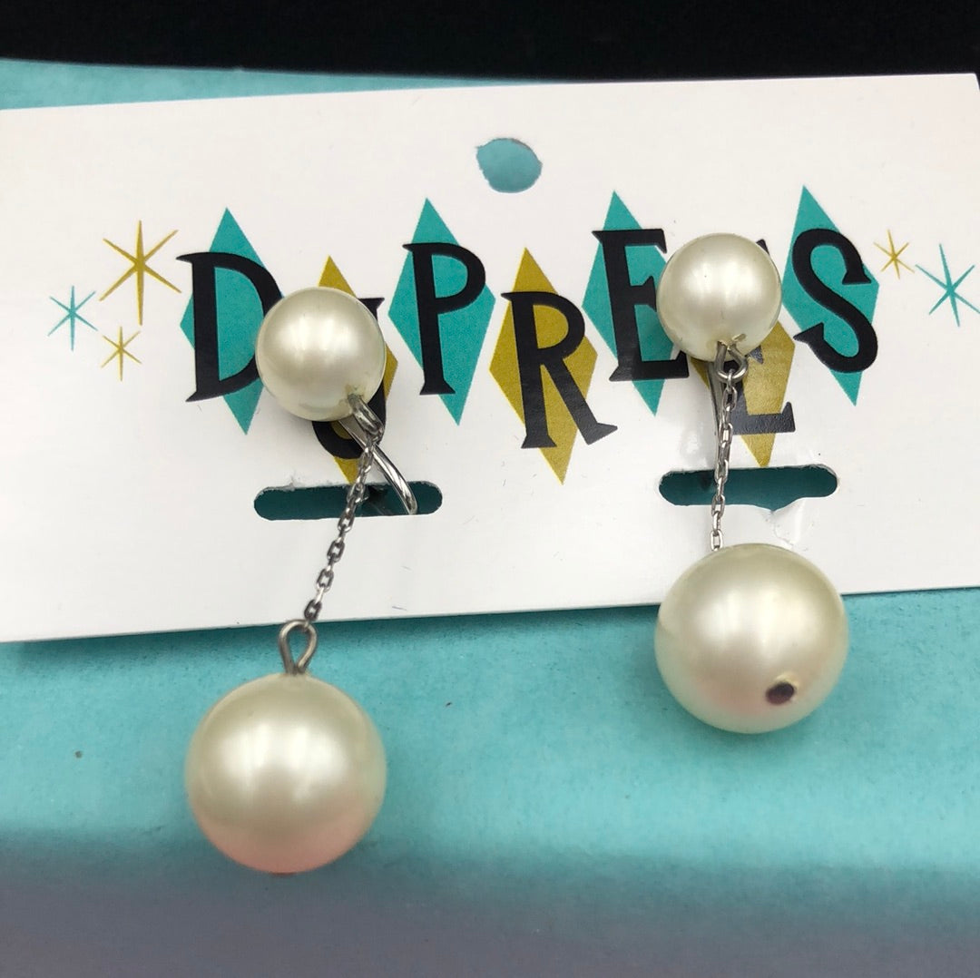 Faux White Pearl Dangle Clip On Earring