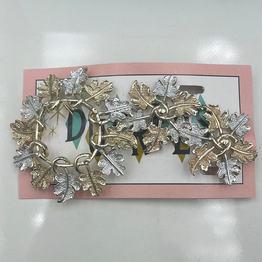 Sarah Coventry brooch & earring set