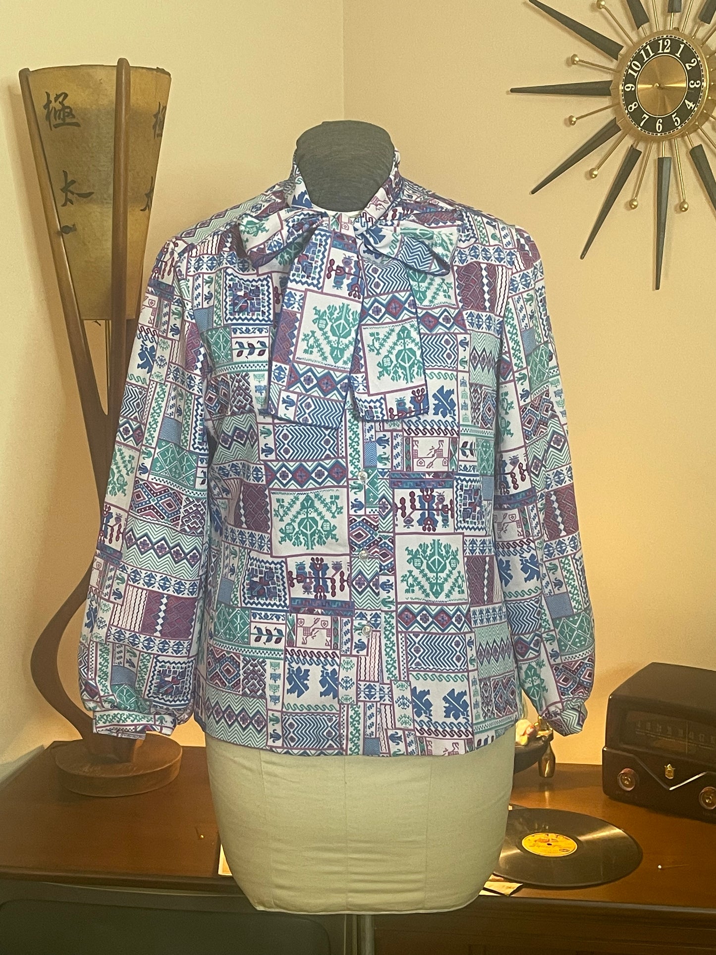 Funky & Bold 70s Blouse
