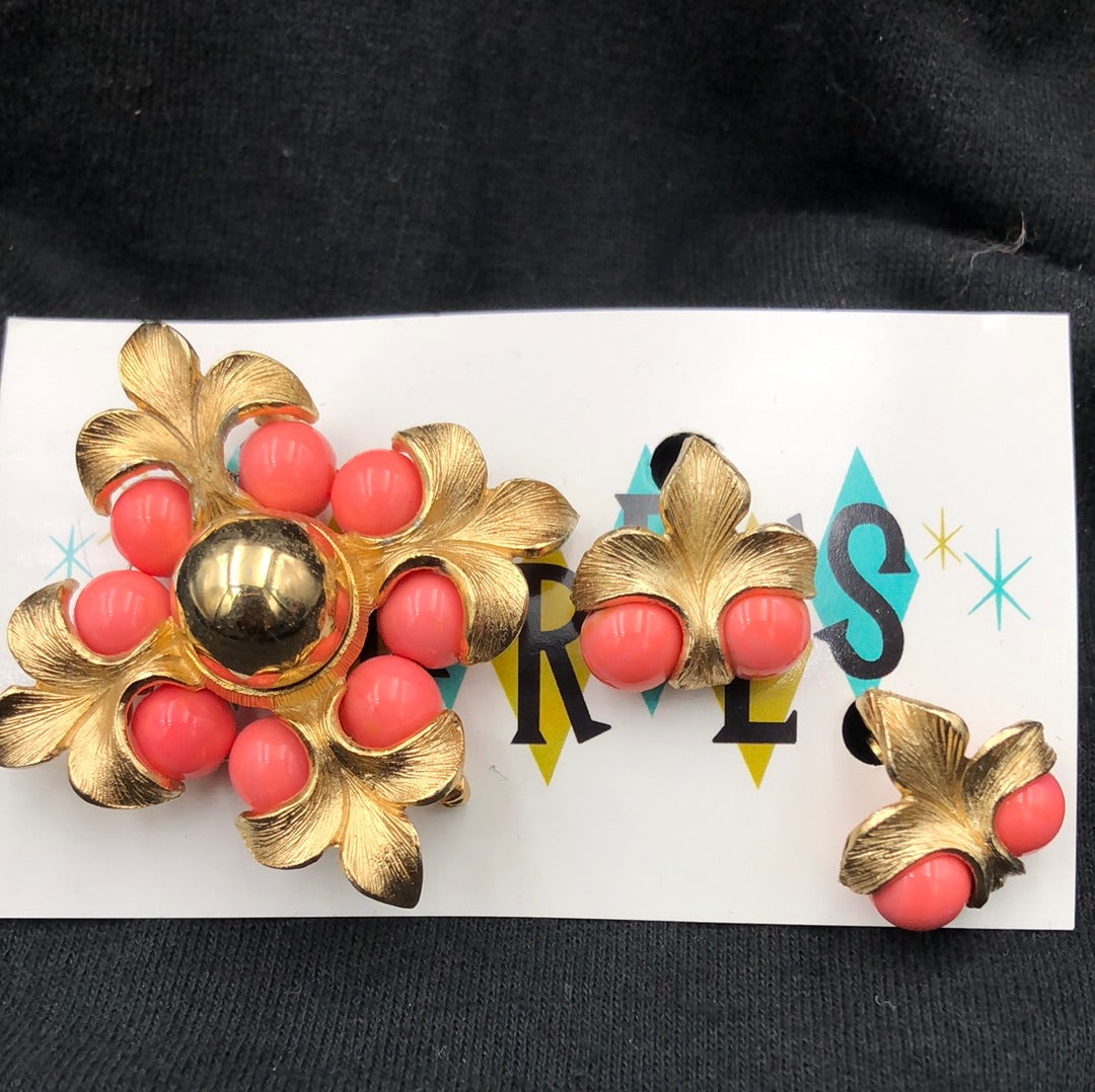 Coral and Gold Brooch with  ClipOn Earrings