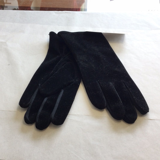 Black velvet gloves