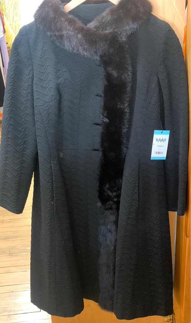 Black Fabric Coat with Mink Collar