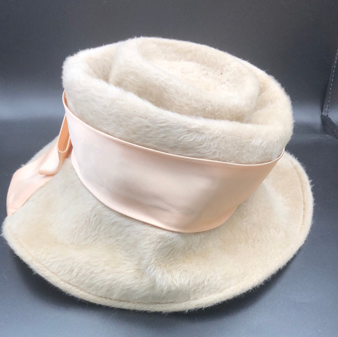 Hats by Hazel Cream faux fur hat