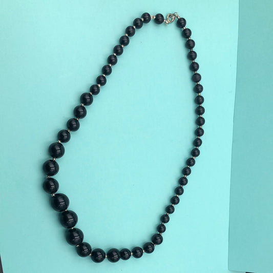 Black graduated bead necklace