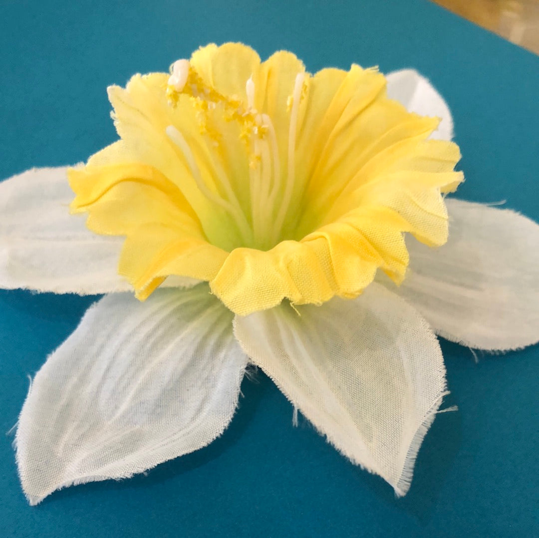 Yellow Daffodil hair flower