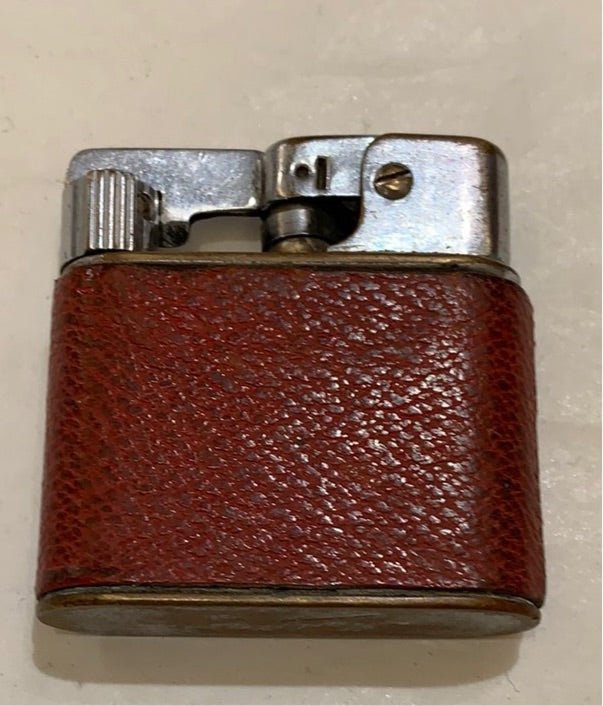 Vintage zippo lighters. Vintage ashtreys sale